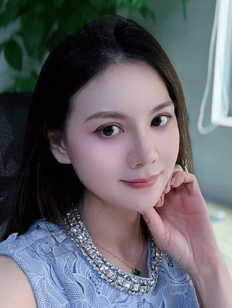 Qinqin Zhu